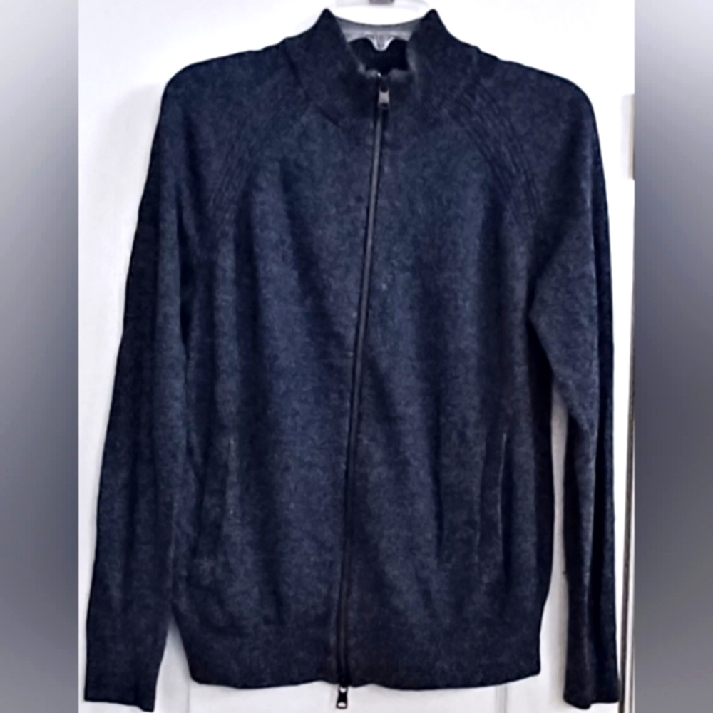 Banana Republic,  Men's Performance Linen, Zip Sweater!